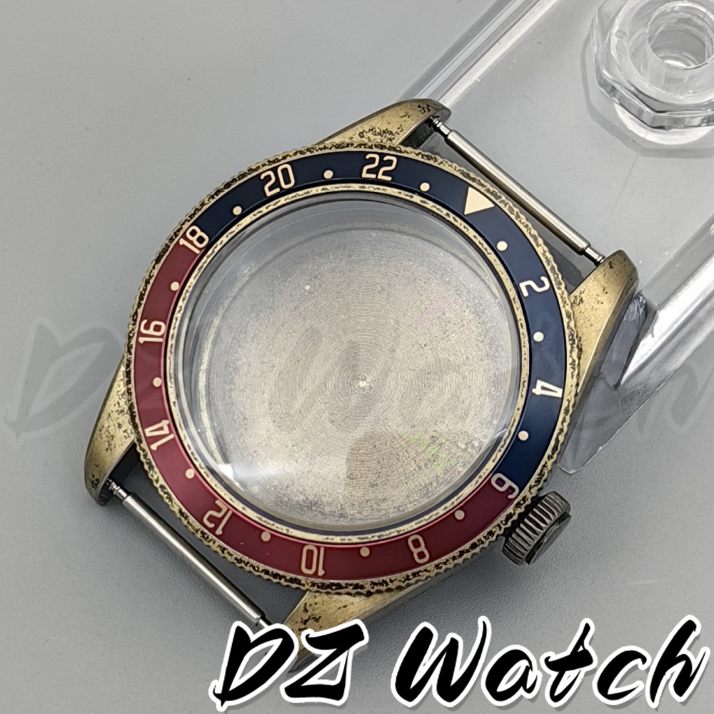 Exhibition Caseback - DZ 레트로 돔 사파이어 크리스탈 시계